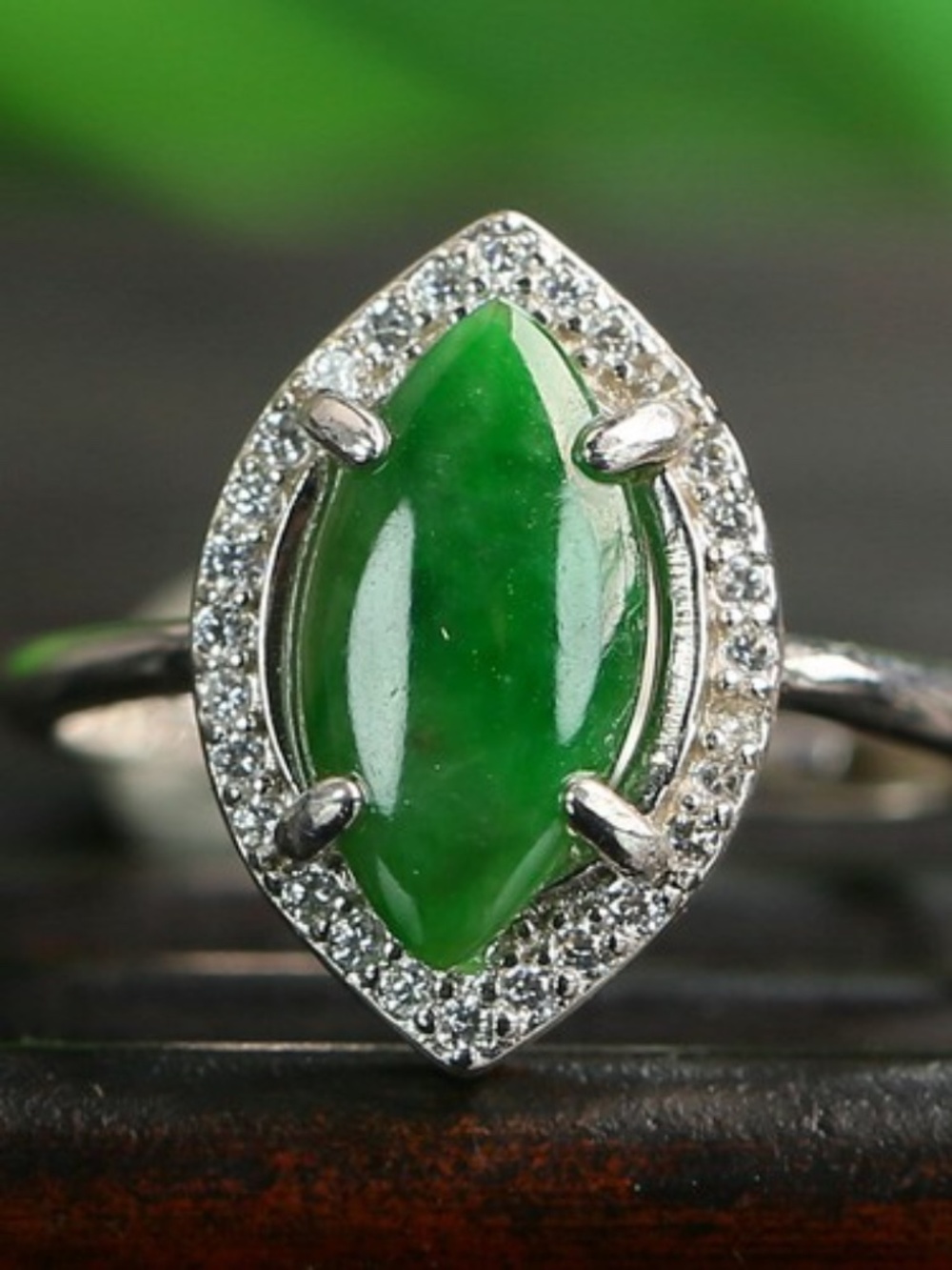Cert'd Untreated Green Grade A Jadeite Jade Ring Adjustable